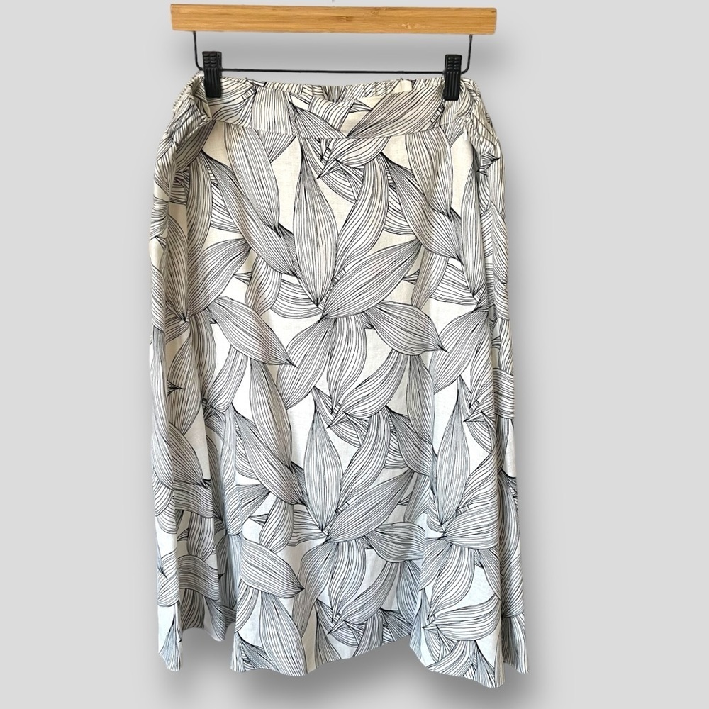 Neiman Marcus - Line Skirt.